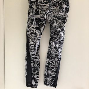 Lululemon Train Times 7/8 Legging